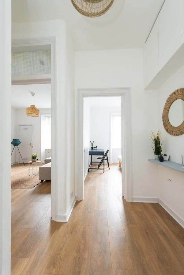 Lovely 1-Bedroom Apartment In Единбург Екстер'єр фото
